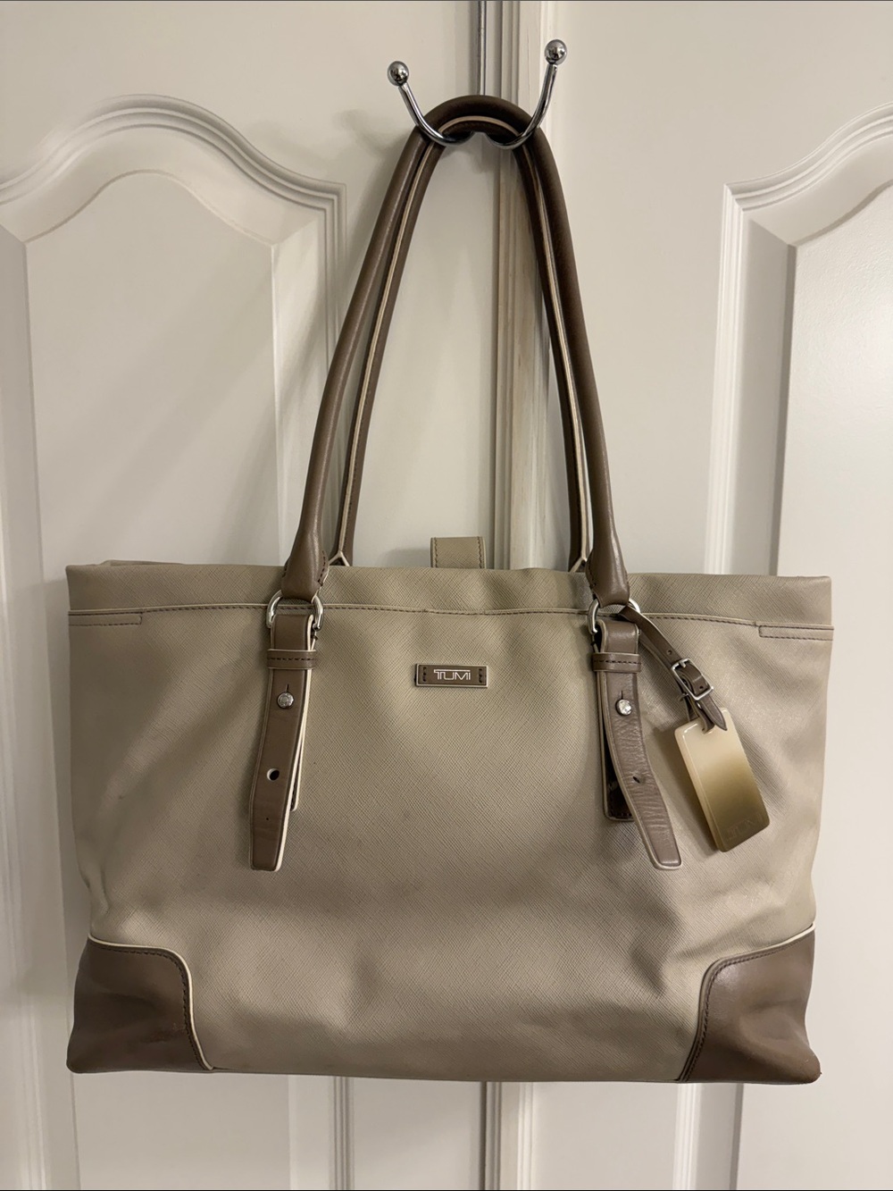 Women’s Tumi Tote Bag - Classic Work Bag